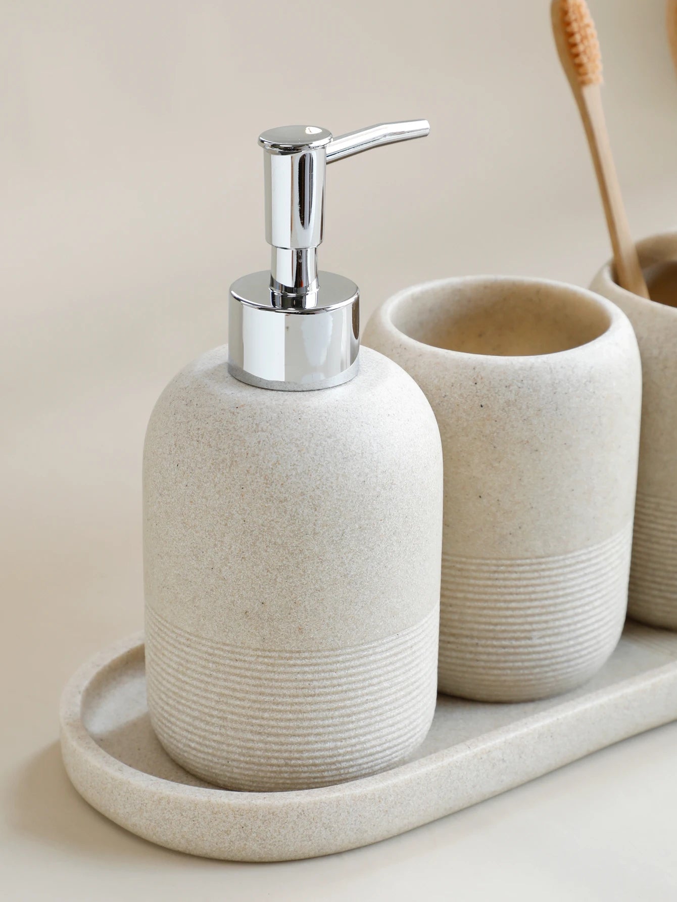 Set Salle de Bain 5 Pièces Beige - Distributeur, Brosse, Gobelet