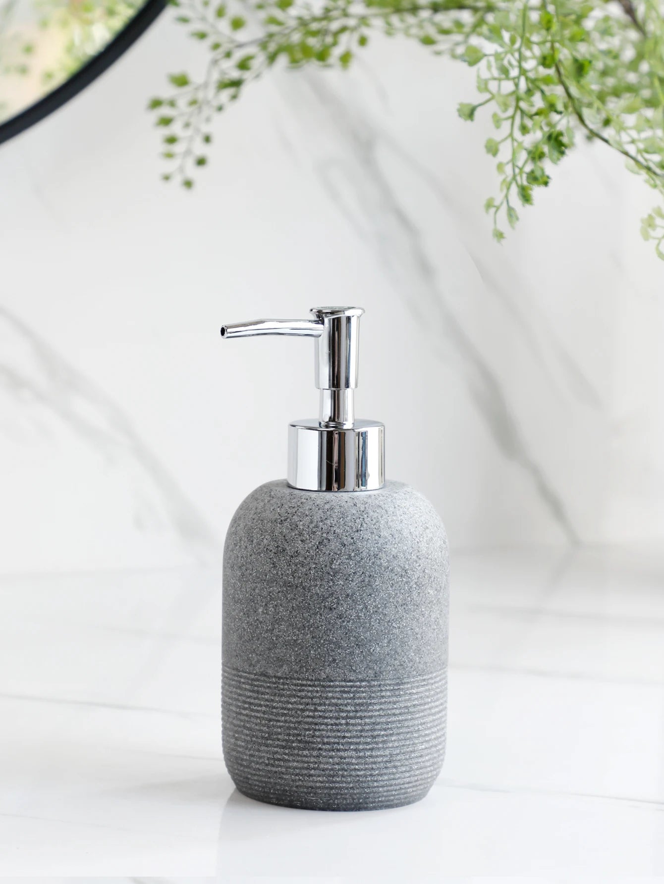 Set Salle de Bain 5 Pièces Gris - Distributeur, Brosse, Gobelet