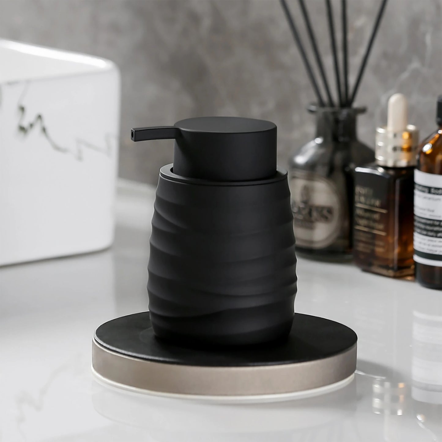 Distributeur Savon Rayé Mat Blanc - 230ml
