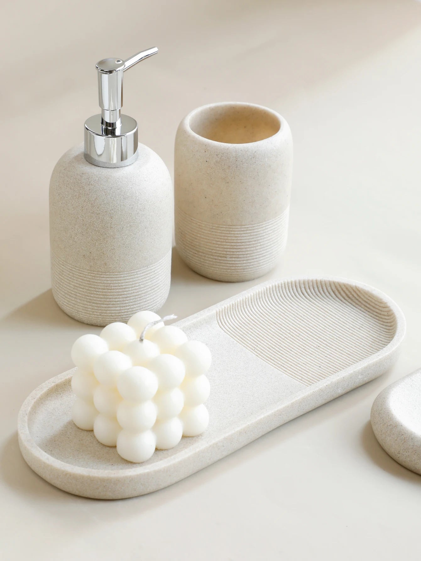 Set Salle de Bain 5 Pièces Beige - Distributeur, Brosse, Gobelet