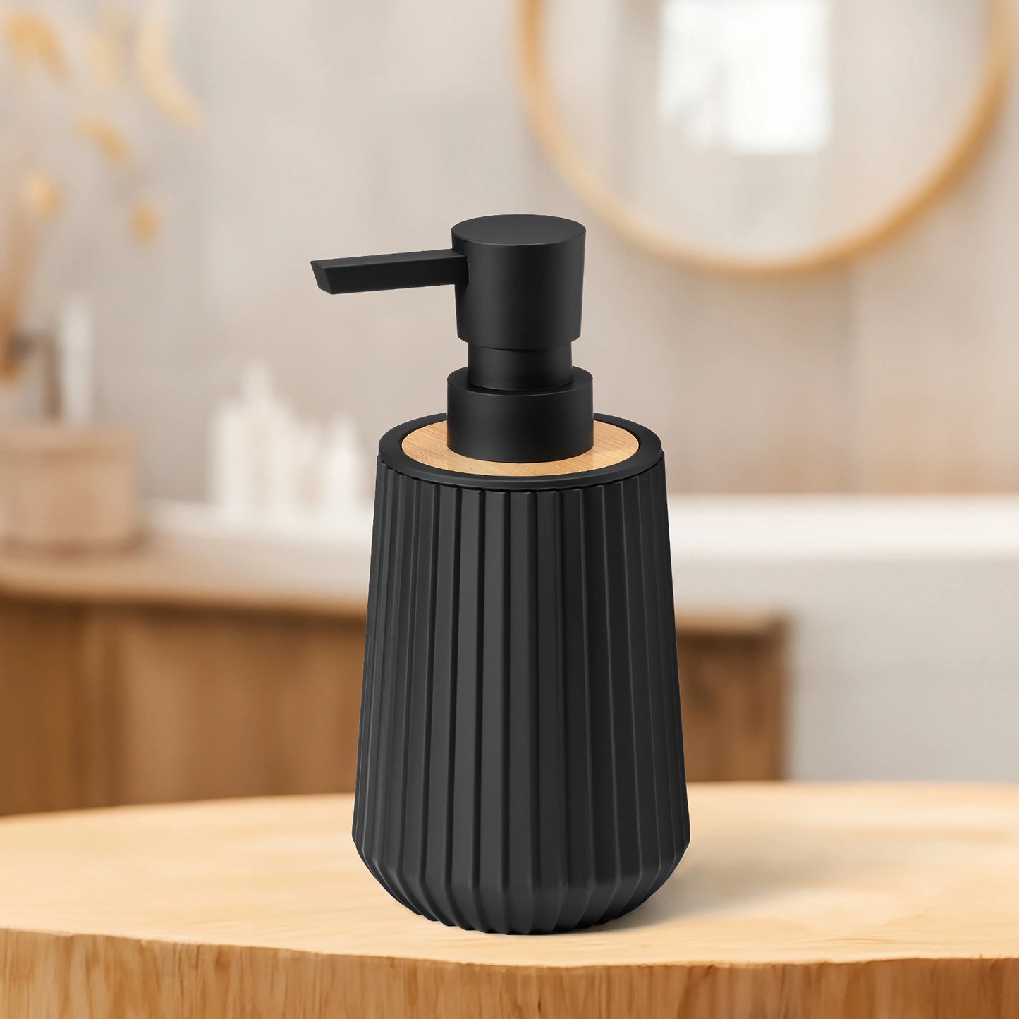 Distributeur Savon Noir Mat Rayé Finition Bambou - 250ml